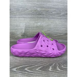 Crocs Classic Geometric Slide v2 Mens Sz 13 Slip On Lavender Purple Sandals NEW